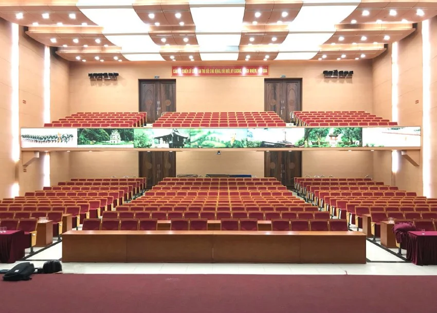 thi công hội trường 2