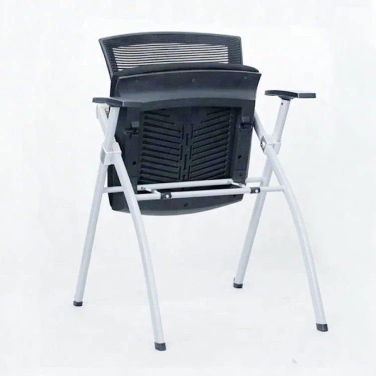 Ghế khi lật mặt ngồi lên