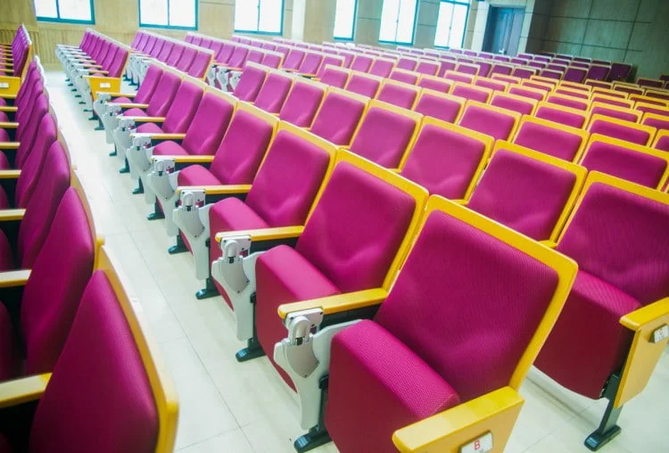Một góc nhìn khác của ghế hội trường