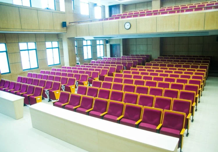 Bàn ghế hội trường quận ủy Ba Đình