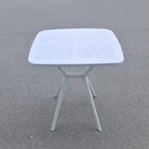 Bàn nhựa vuông bàn nhựa dành cho quán căng tin cà phê (1)
