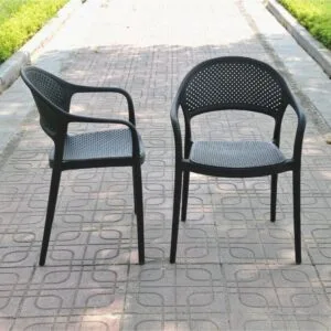 Ghế nhựa đúc lỗ ghế nhựa sẵn hàng giá rẻ tại Hà Nội (1)